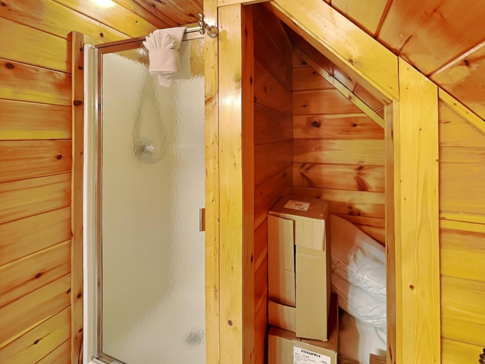 Mountain Flower, 4 Bedrooms, Hot Tub, Pool, Sleeps 12 Pigeon Forge Buitenkant foto