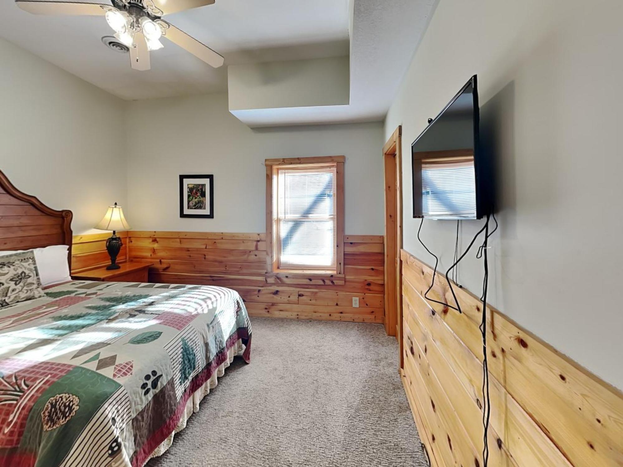 Mountain Flower, 4 Bedrooms, Hot Tub, Pool, Sleeps 12 Pigeon Forge Buitenkant foto