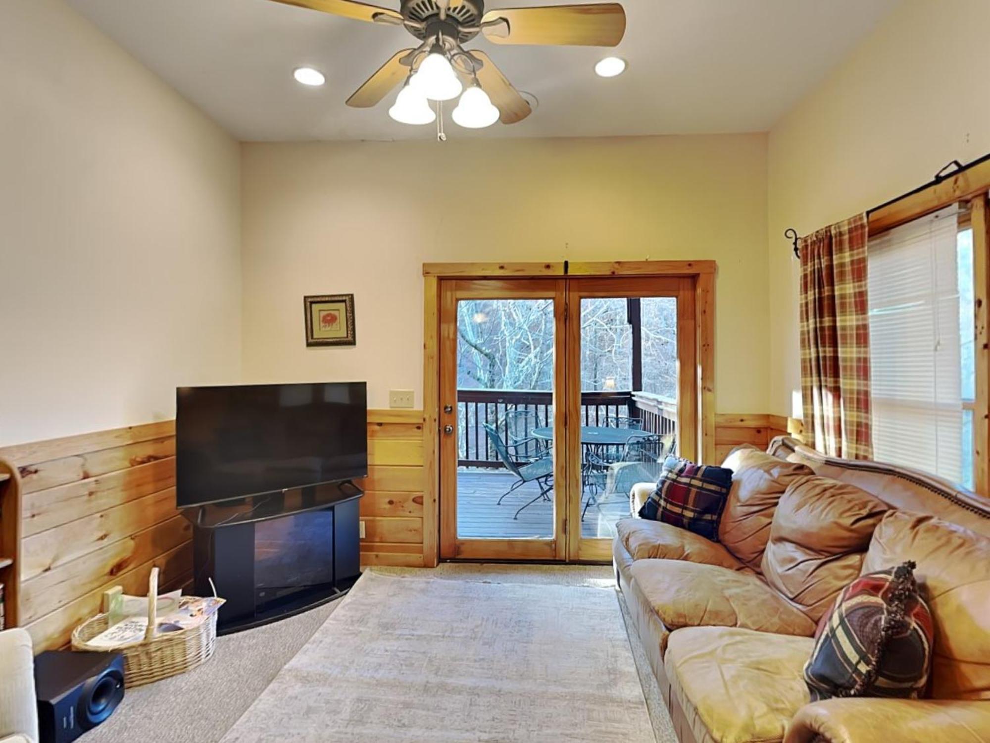 Mountain Flower, 4 Bedrooms, Hot Tub, Pool, Sleeps 12 Pigeon Forge Buitenkant foto